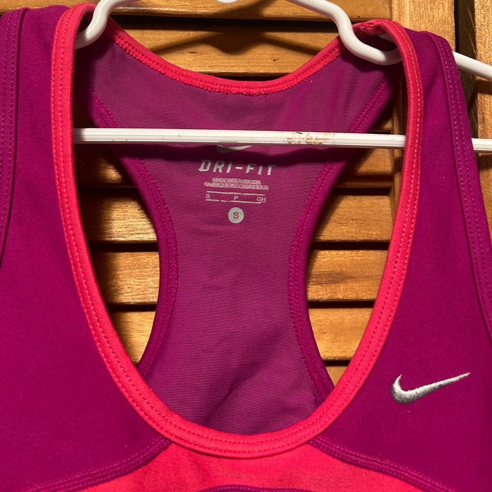 Nike Dri-Fit Raspberry & Pink Racerback Workout Top - Picture 4 of 16
